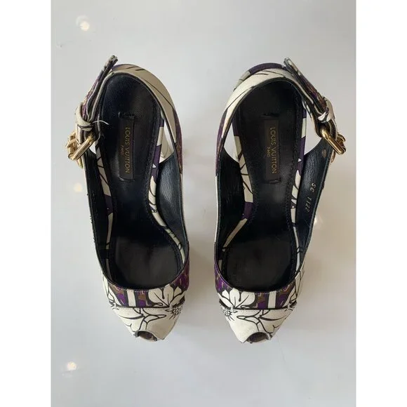 Louis Vuitton White Floral Pumps - Picture 5 of 7